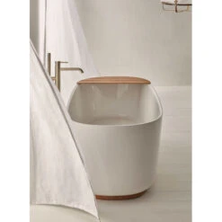 Baignoire îlot Au Sol à Poser Calma + Socle - Sanycces - 170x80x60cm